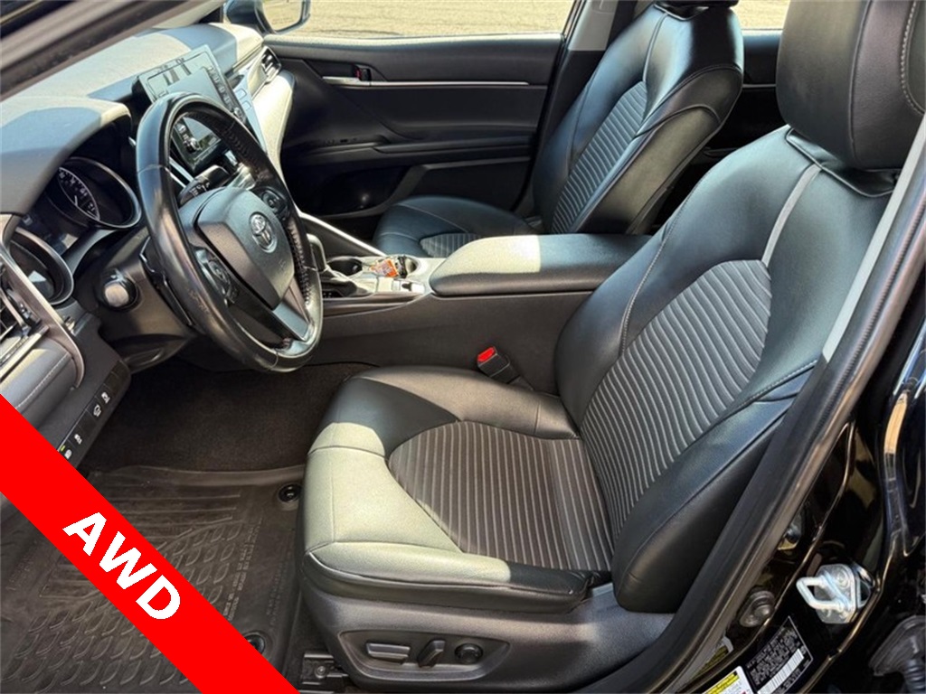 2021 Toyota Camry SE photo 9