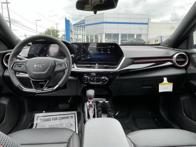 2025 Chevrolet Trax photo 25