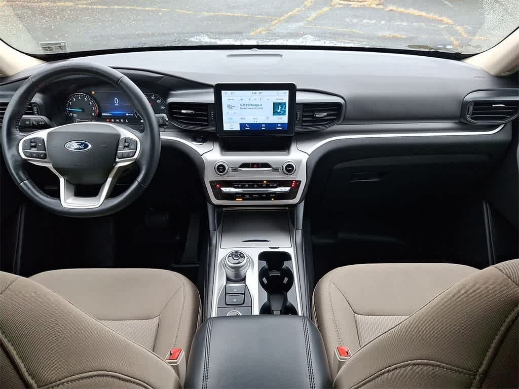 2022 Ford Explorer XLT photo 6
