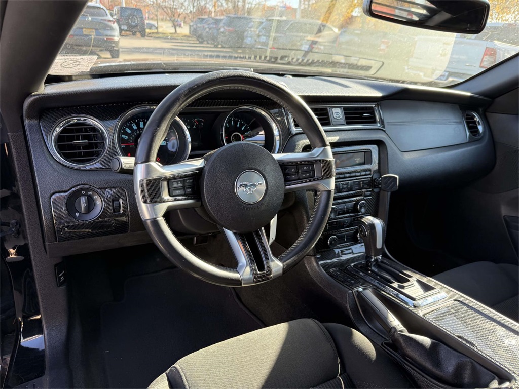 Used 2014 Ford Mustang V6 with VIN 1ZVBP8AM2E5287322 for sale in Sterling, VA