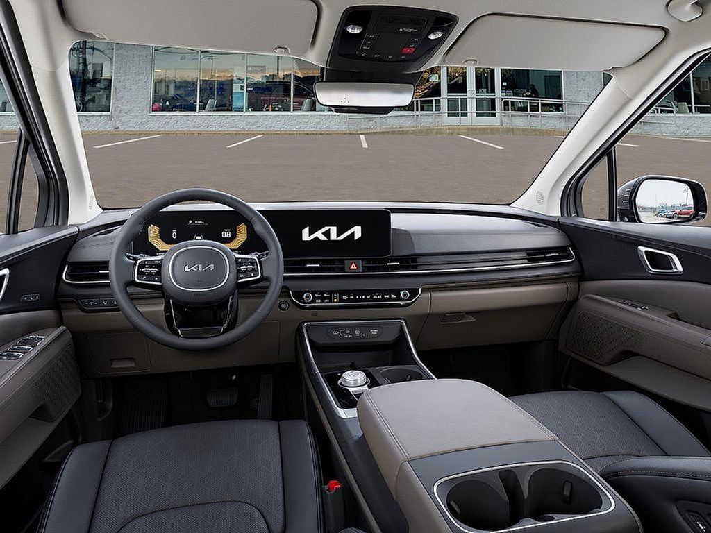 2026 Kia Carnival EX photo 13