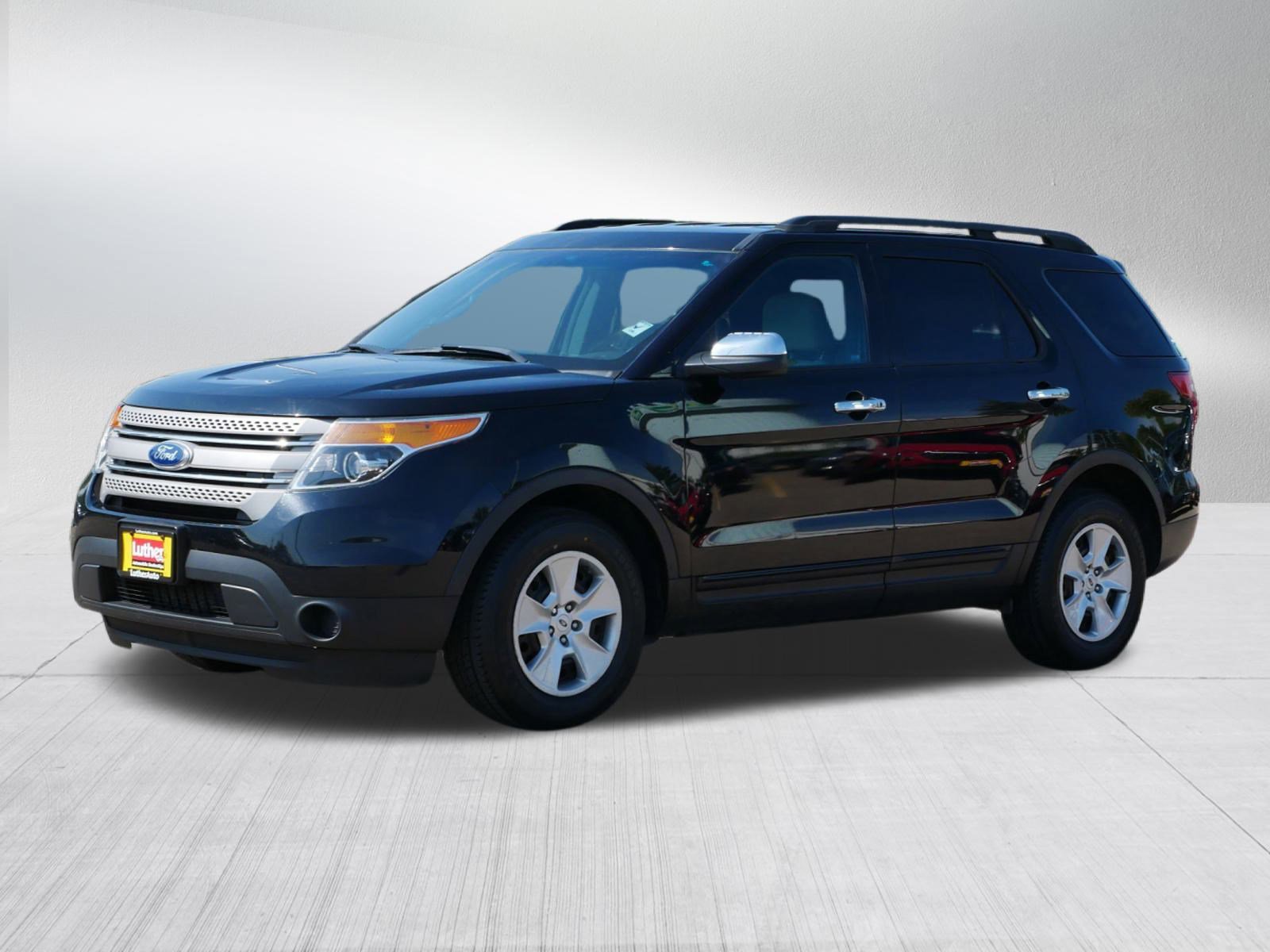 2012 Ford Explorer Base photo 3