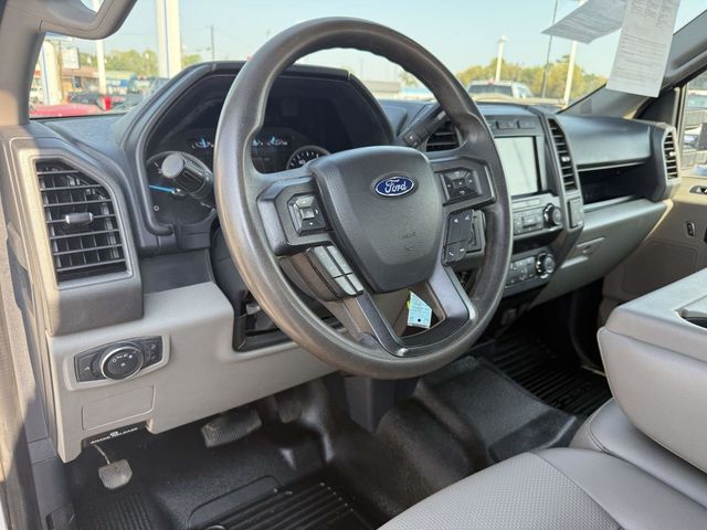 2022 Ford F-350 XL photo 21