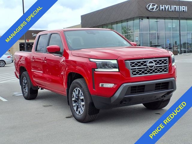 2024 Nissan Frontier SL photo 3