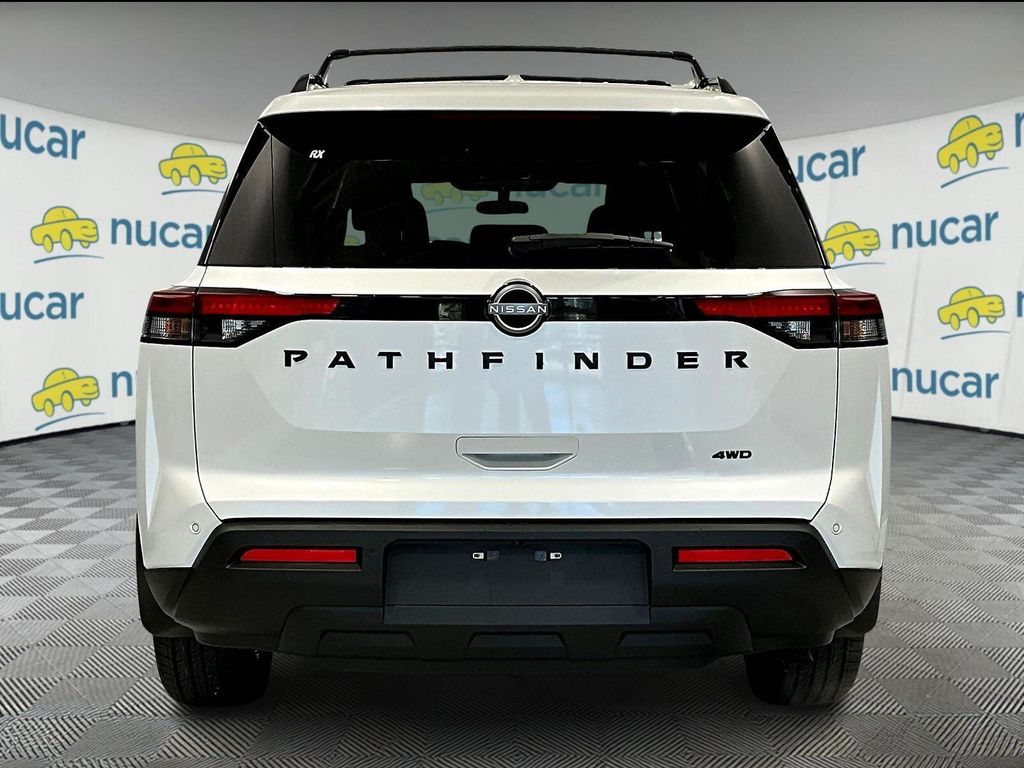 2025 Nissan Pathfinder SV photo 4