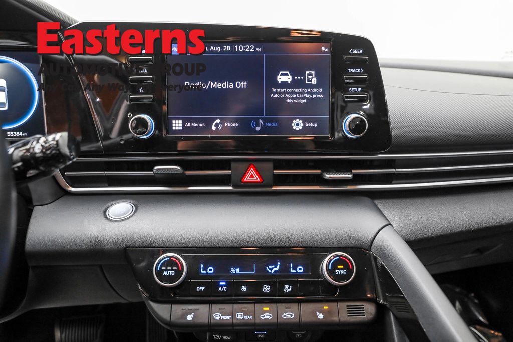 2021 Hyundai Elantra SEL Convenience photo 7