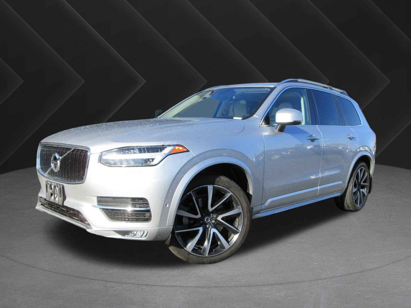 2019 Volvo XC90 Momentum