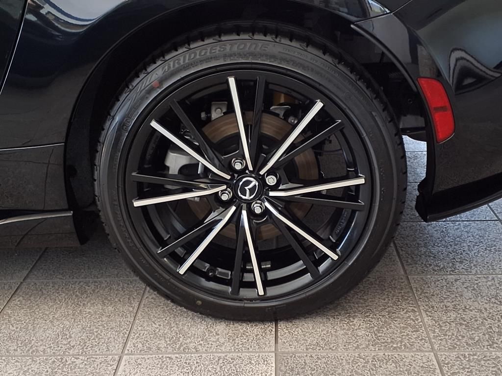 2025 Mazda MX-5 Miata Miata RF Grand Touring photo 3