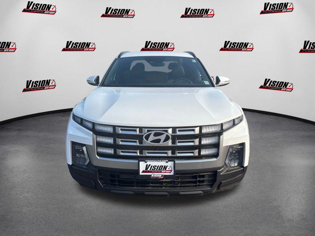 2025 Hyundai Santa Cruz SEL photo 2