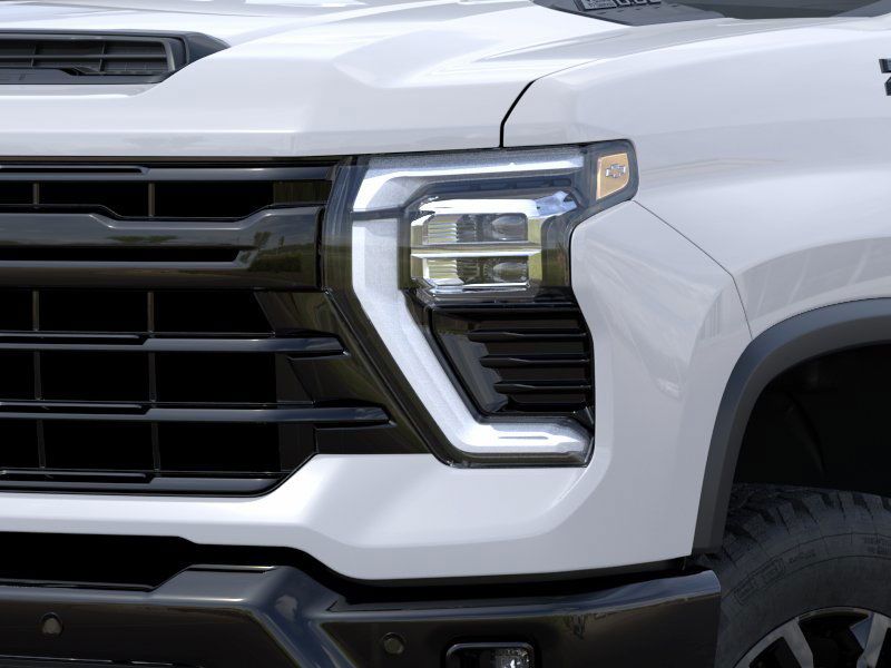 2025 Chevrolet Silverado 2500HD LTZ photo 10