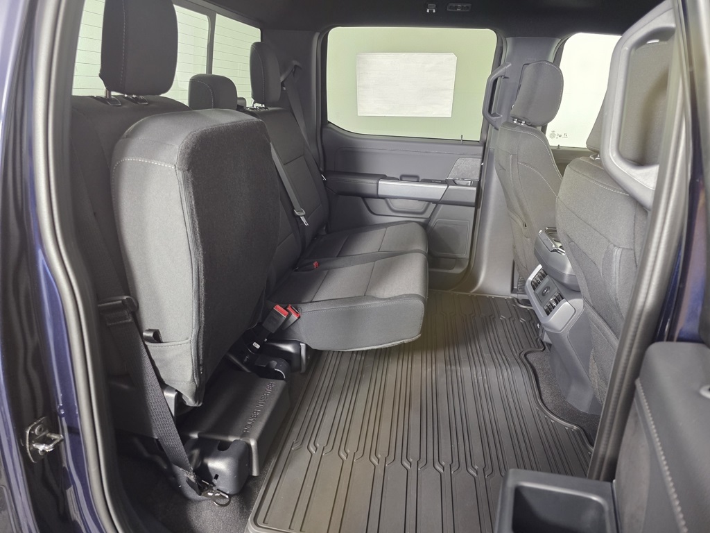 2025 Ford F-150 XLT photo 19