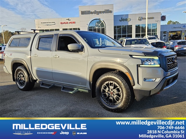 2022 Nissan Frontier PRO-X's photo