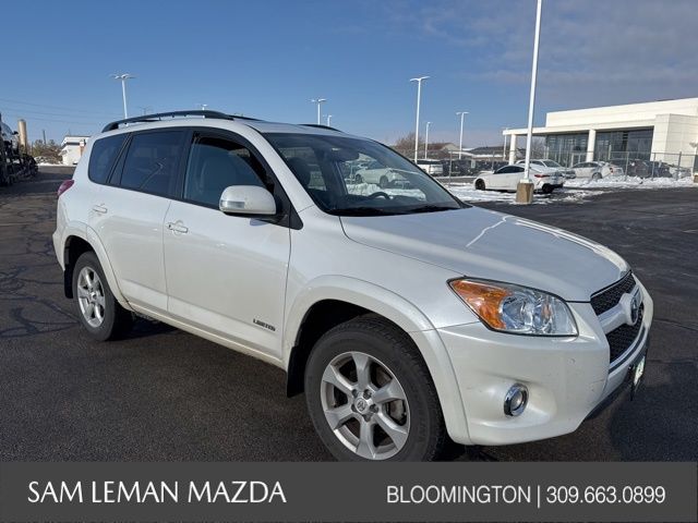 2011 Toyota RAV4 Limited's photo