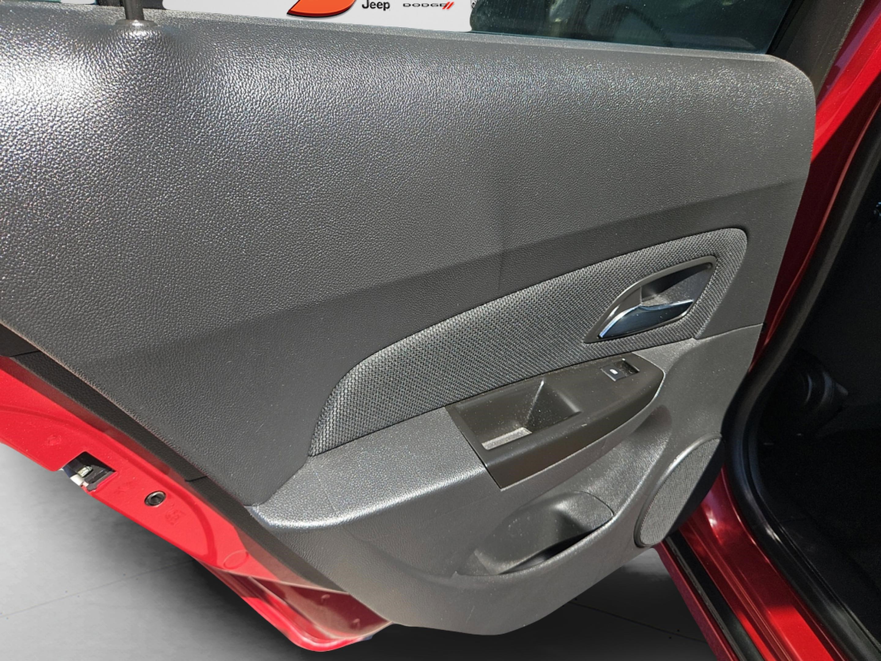 2014 Chevrolet Cruze photo 12