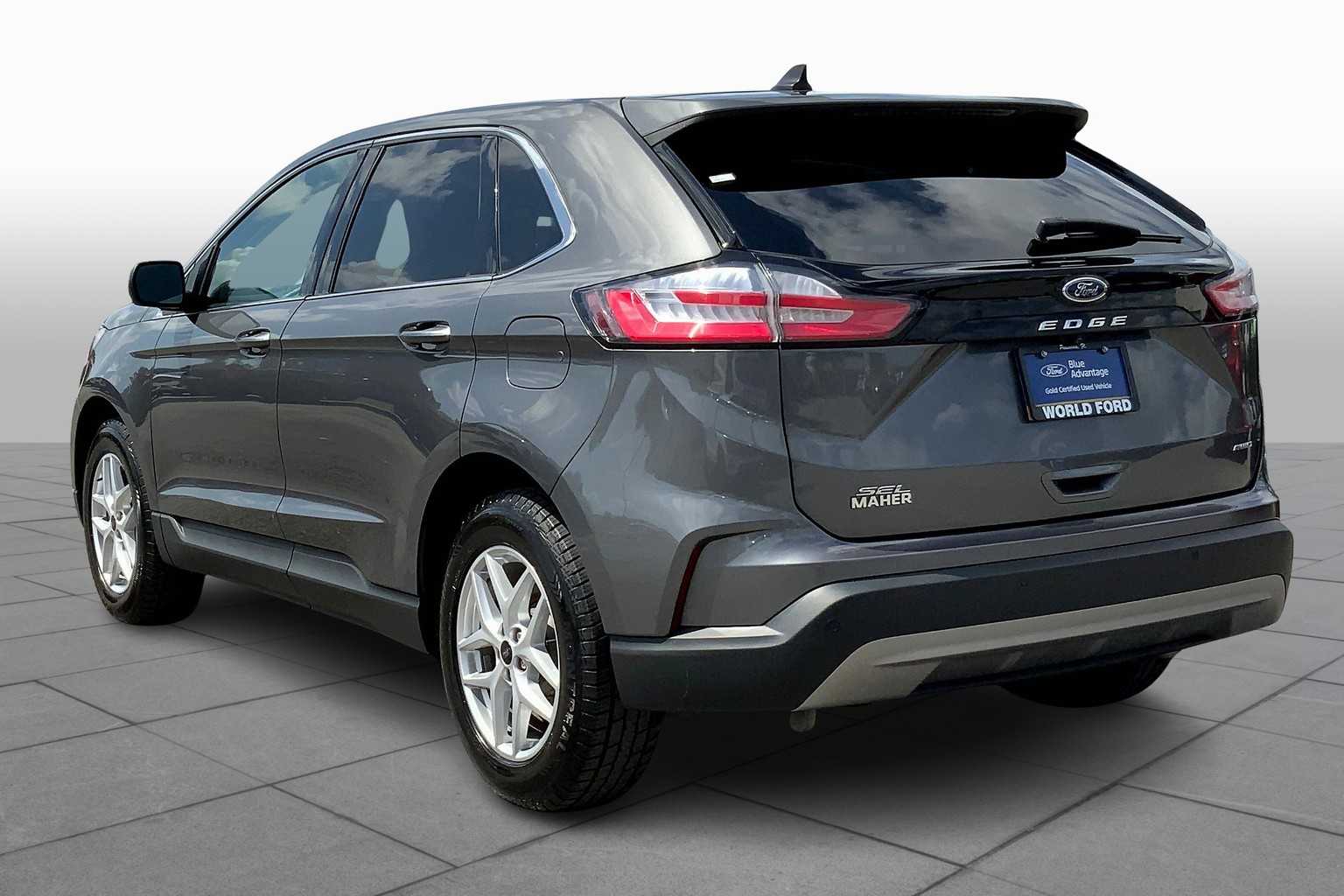 2023 Ford Edge SEL photo 11