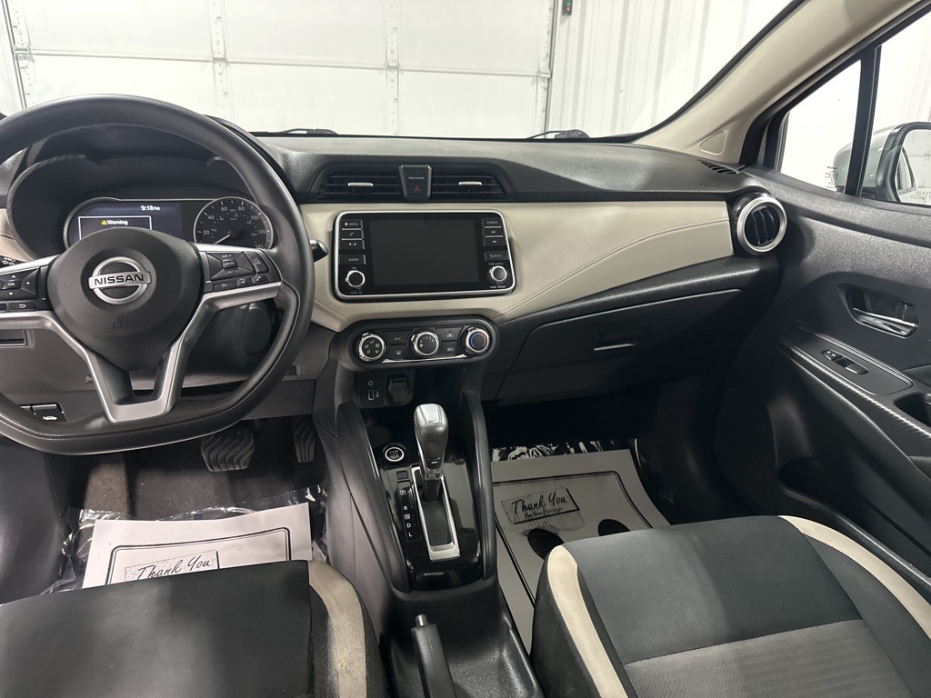 2021 Nissan Versa 1.6 SV photo 14