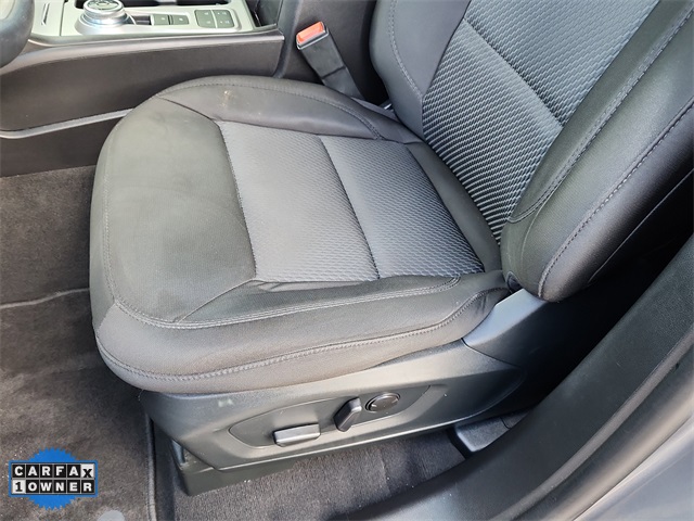 2023 Ford Explorer XLT photo 15