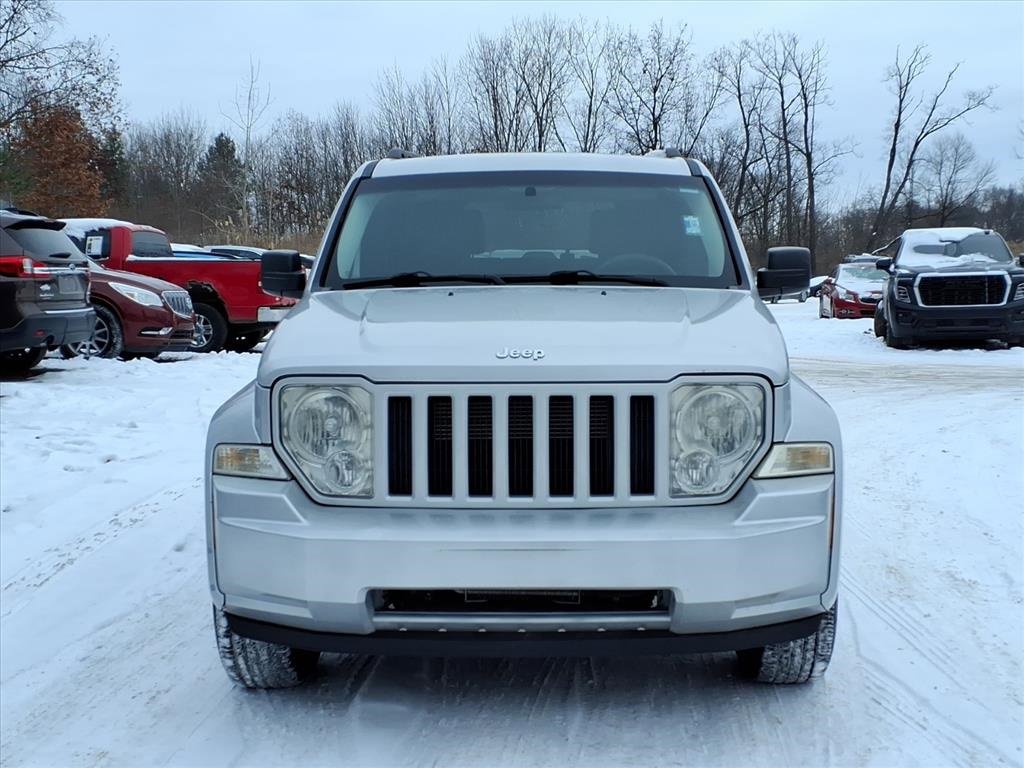 Used 2009 Jeep Liberty Sport with VIN 1J8GN28K99W547272 for sale in Howell, MI