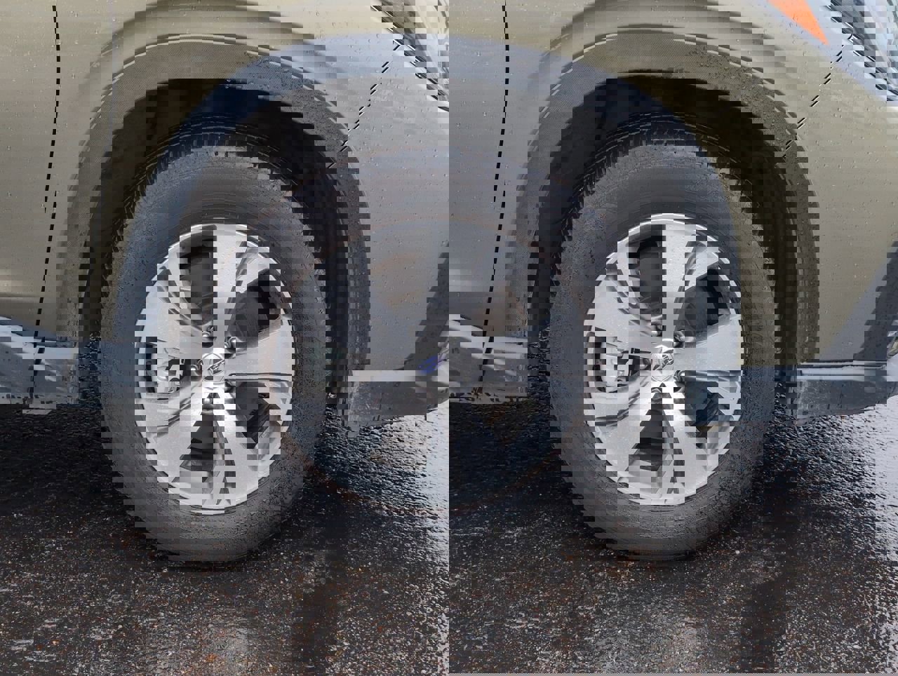 2024 Subaru Ascent Premium photo 9