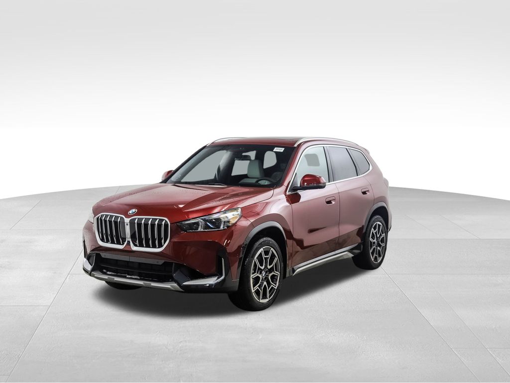 2026 BMW X1 28i's photo