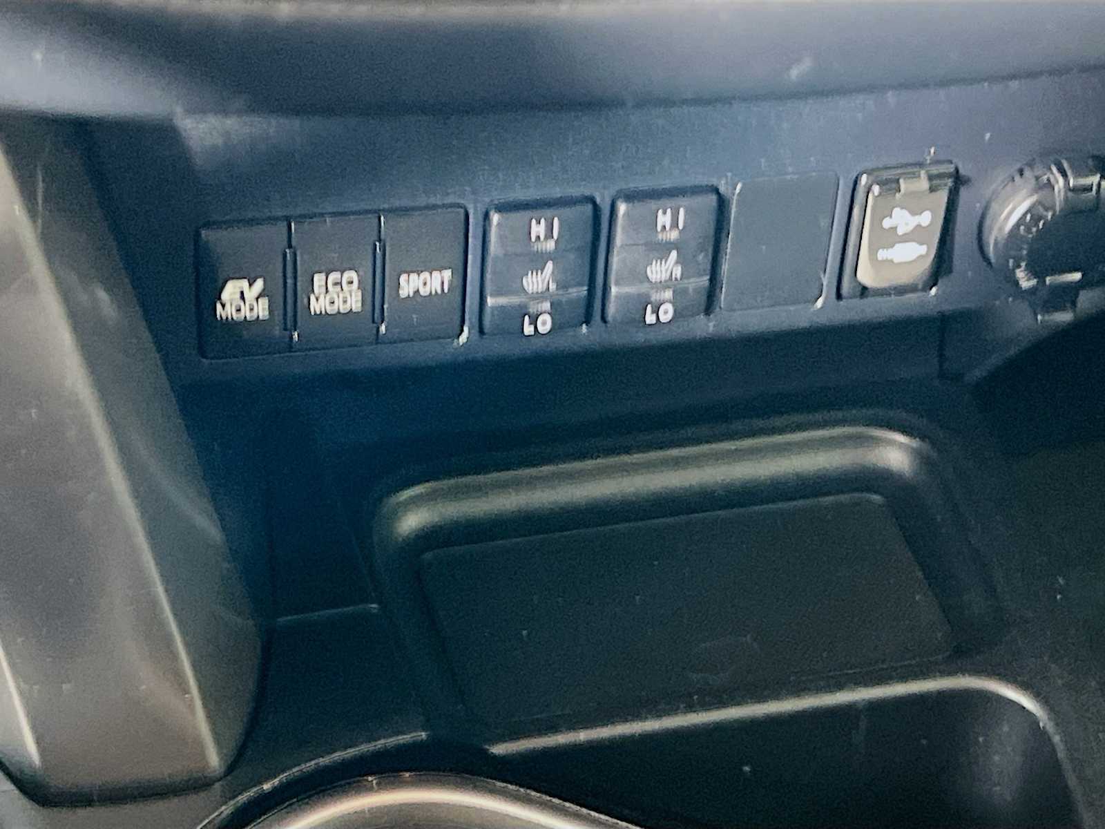 2018 Toyota RAV4 Hybrid Limited photo 20