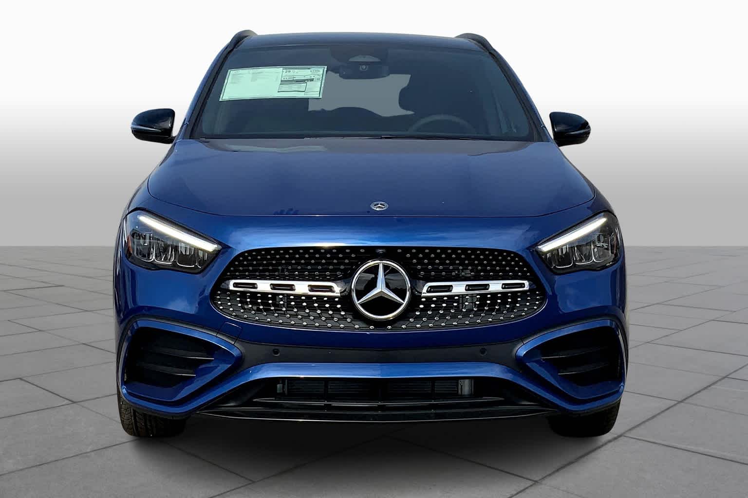 2025 Mercedes Benz GLA 250 photo 3