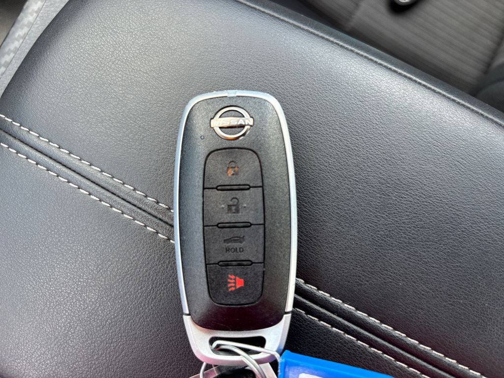 2025 Nissan Sentra SV photo 23