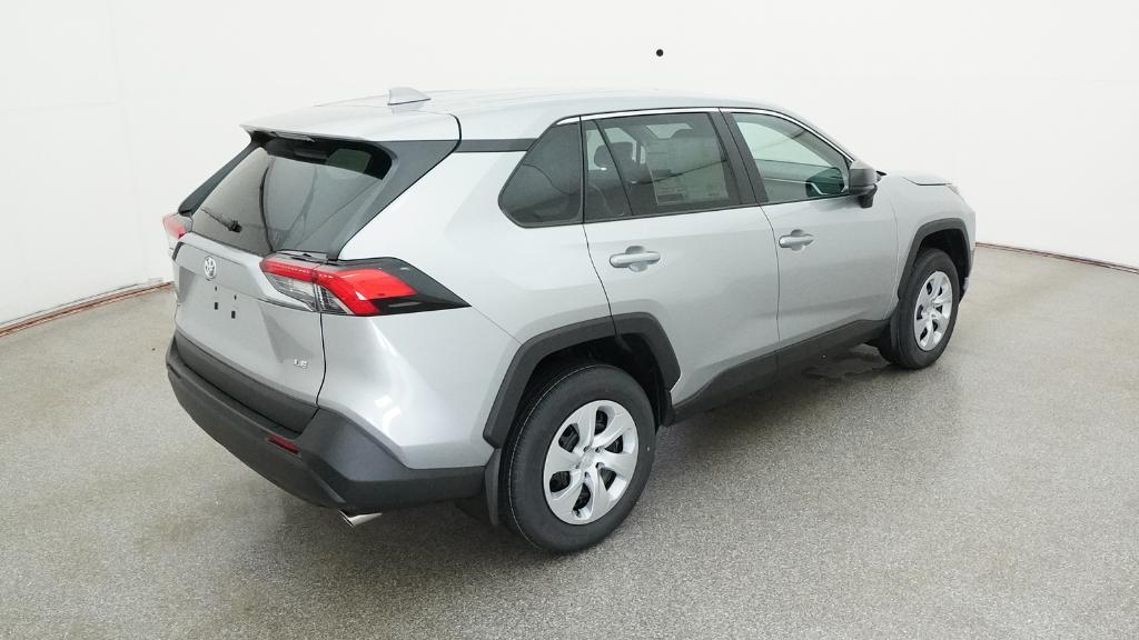 2025 Toyota RAV4 LE photo 22
