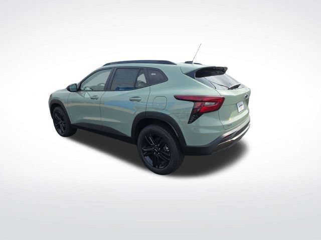 2025 Chevrolet Trax ACTIV photo 2