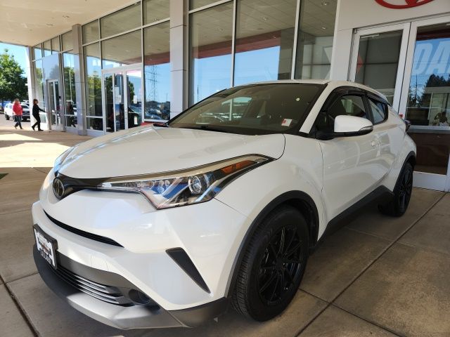 2019 Toyota C-HR XLE Limited photo 3