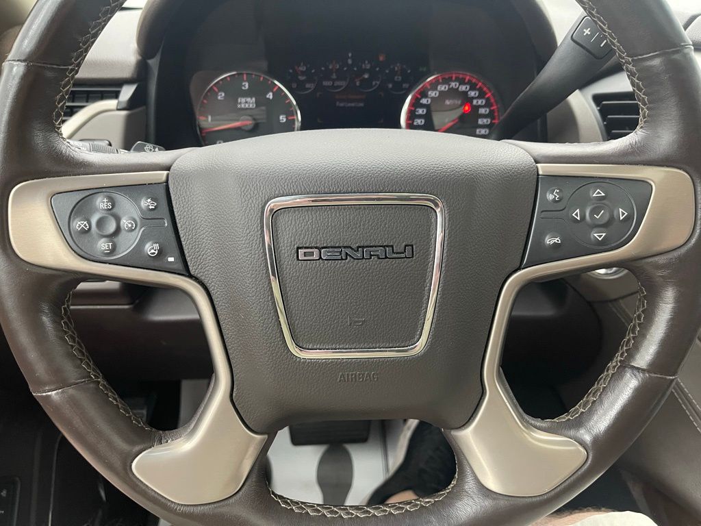 2015 Gmc Yukon Denali photo 12