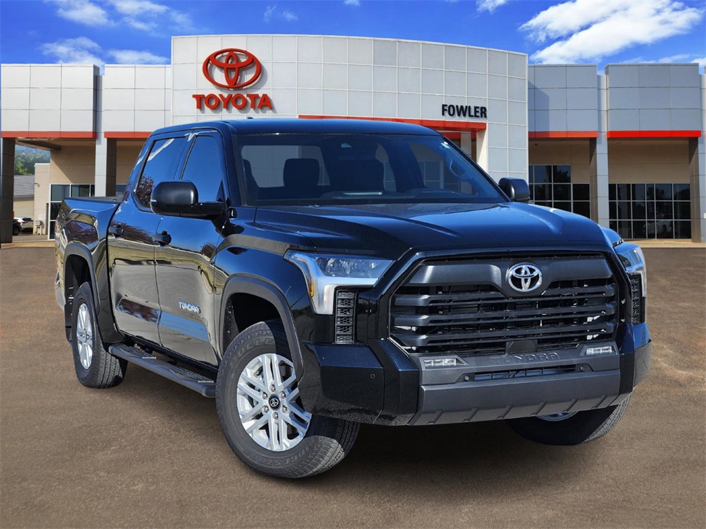 2026 Toyota Tundra SR5's photo