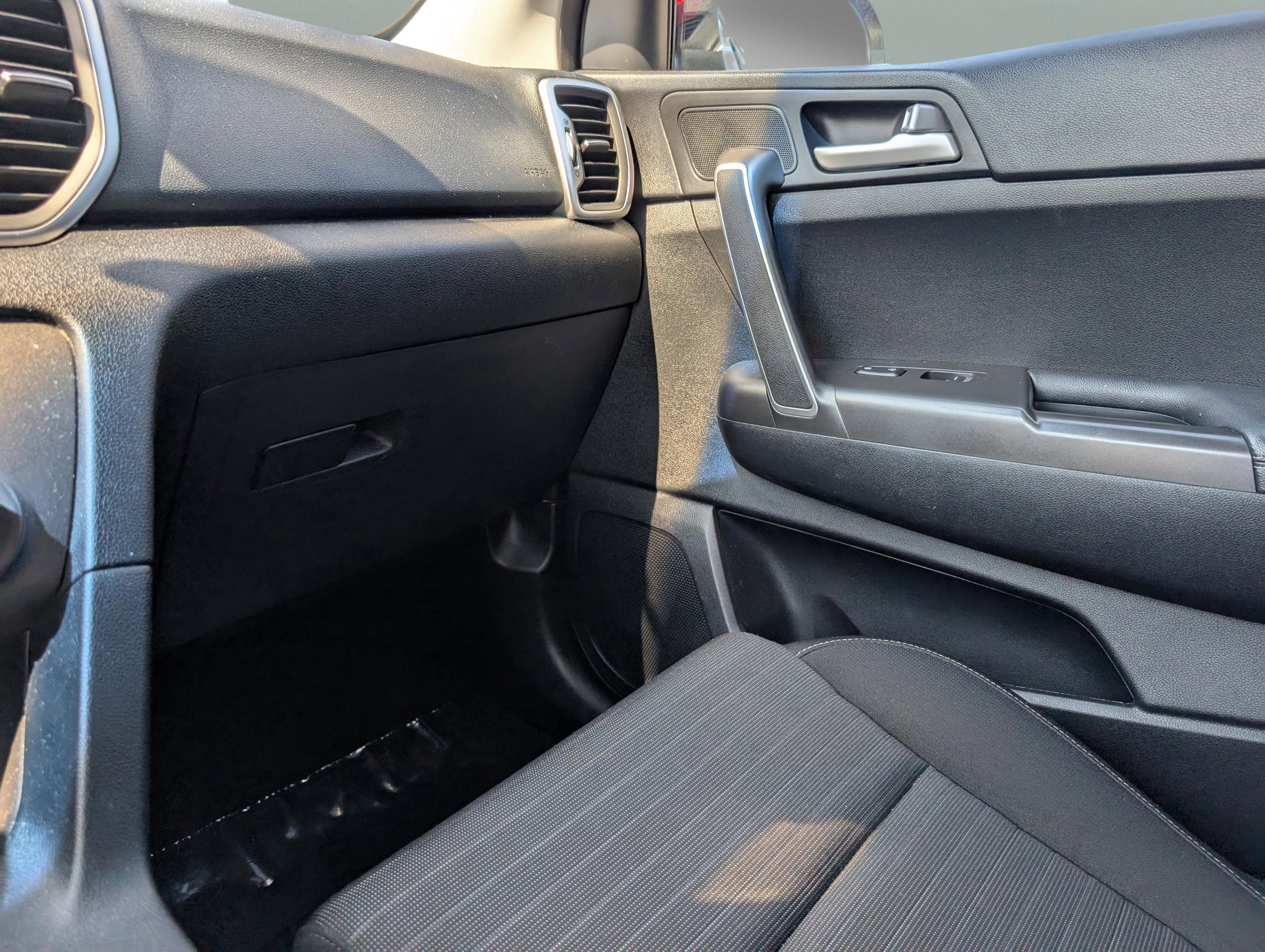 2018 Kia Sportage LX photo 19