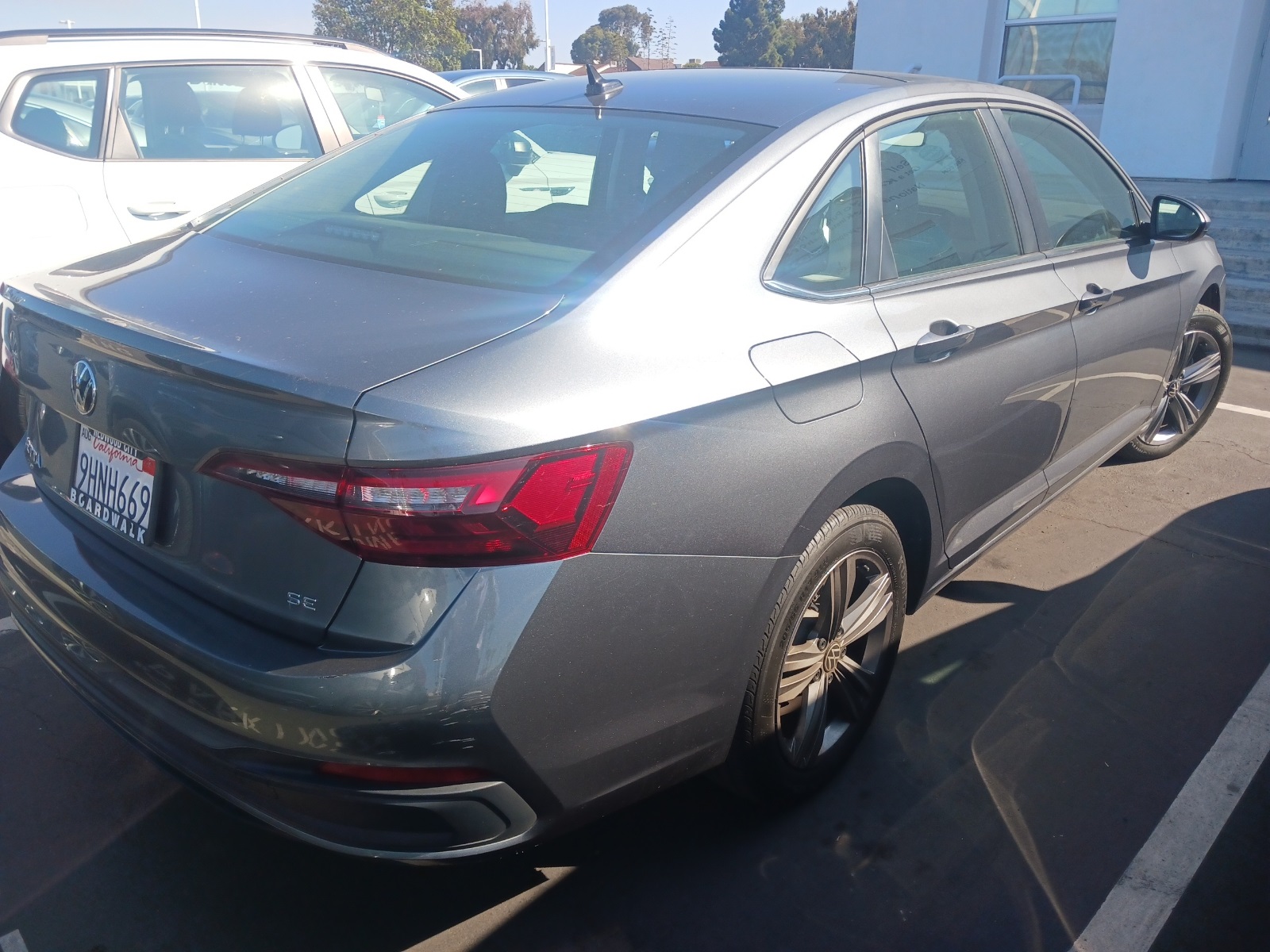 2023 Volkswagen Jetta 1.5T SE photo 3