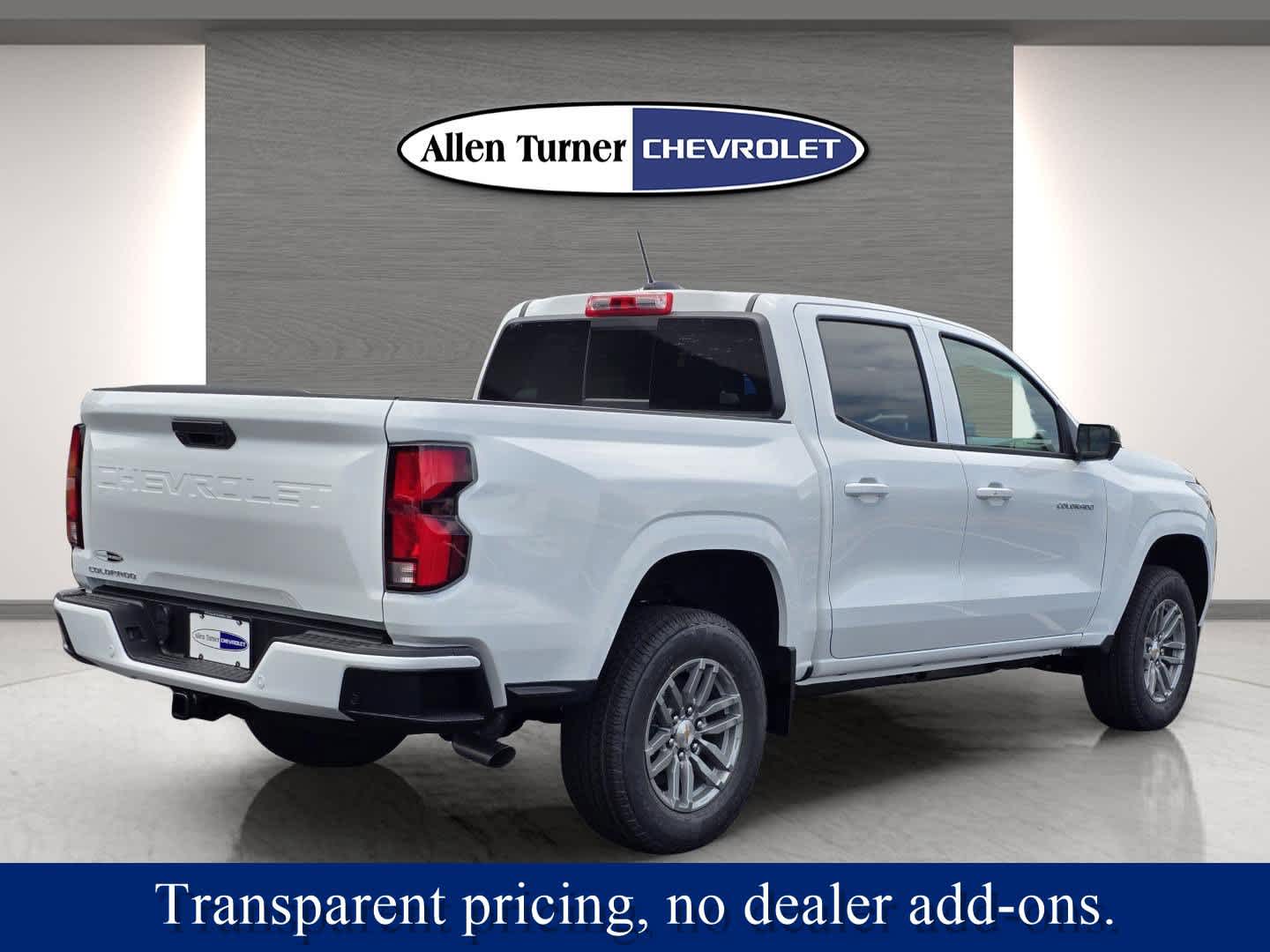 2026 Chevrolet Colorado LT photo 9