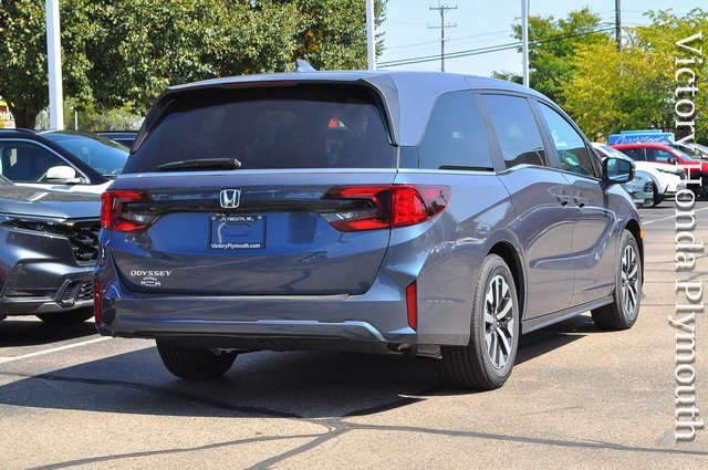 2026 Honda Odyssey EX-L photo 3