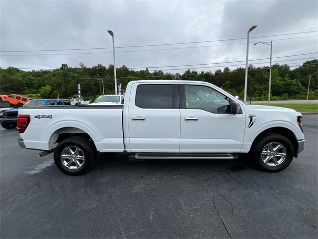 2024 Ford F-150 XLT photo 2