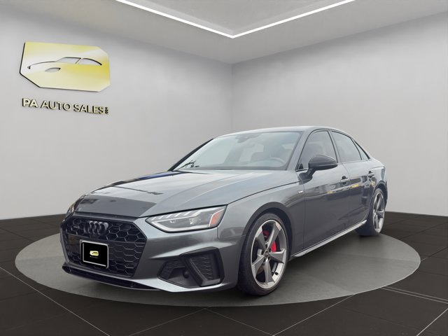 2023 Audi A4 S line Quattro Premium Plus photo 2