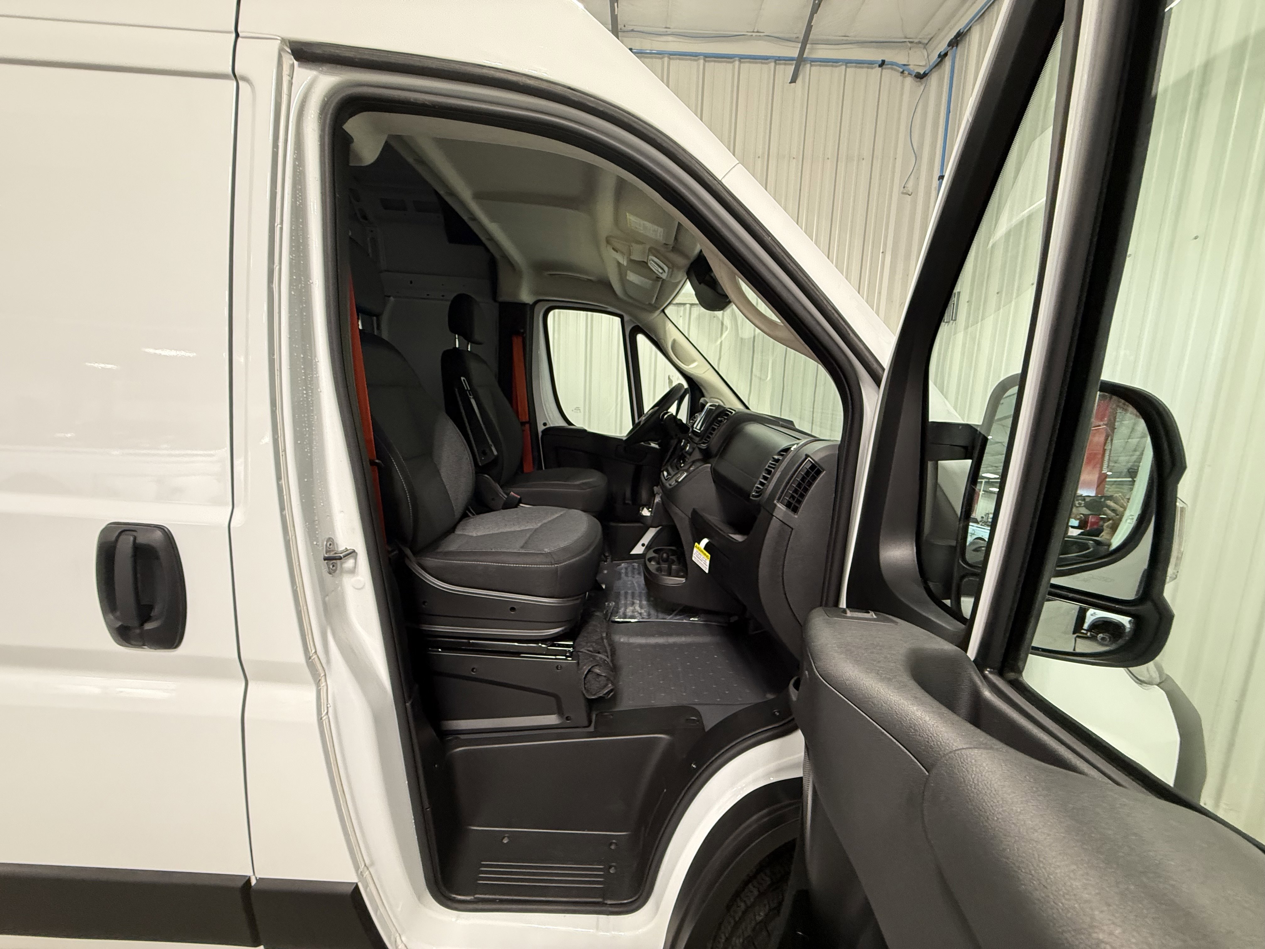 2025 Ram ProMaster 2500 photo 5