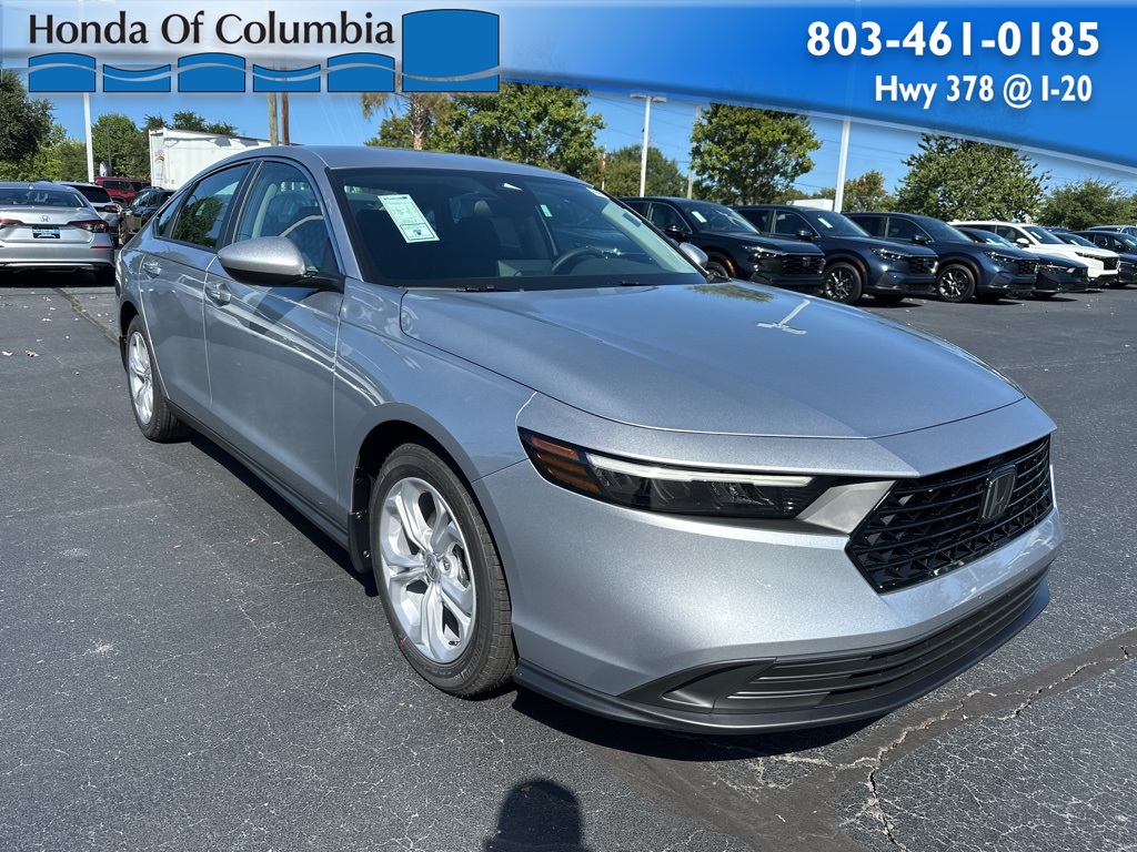 2025 Honda Accord LX's photo