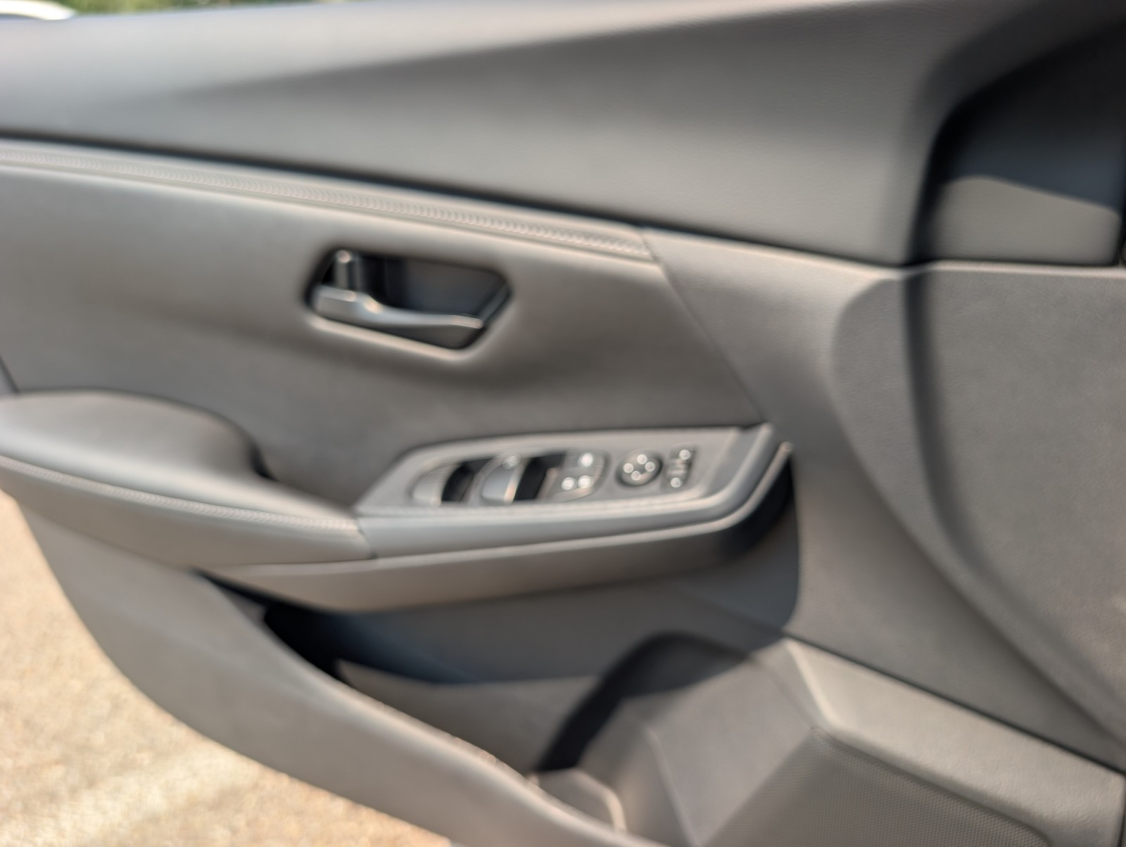 New 2025 GUN METALL Nissan S image 19