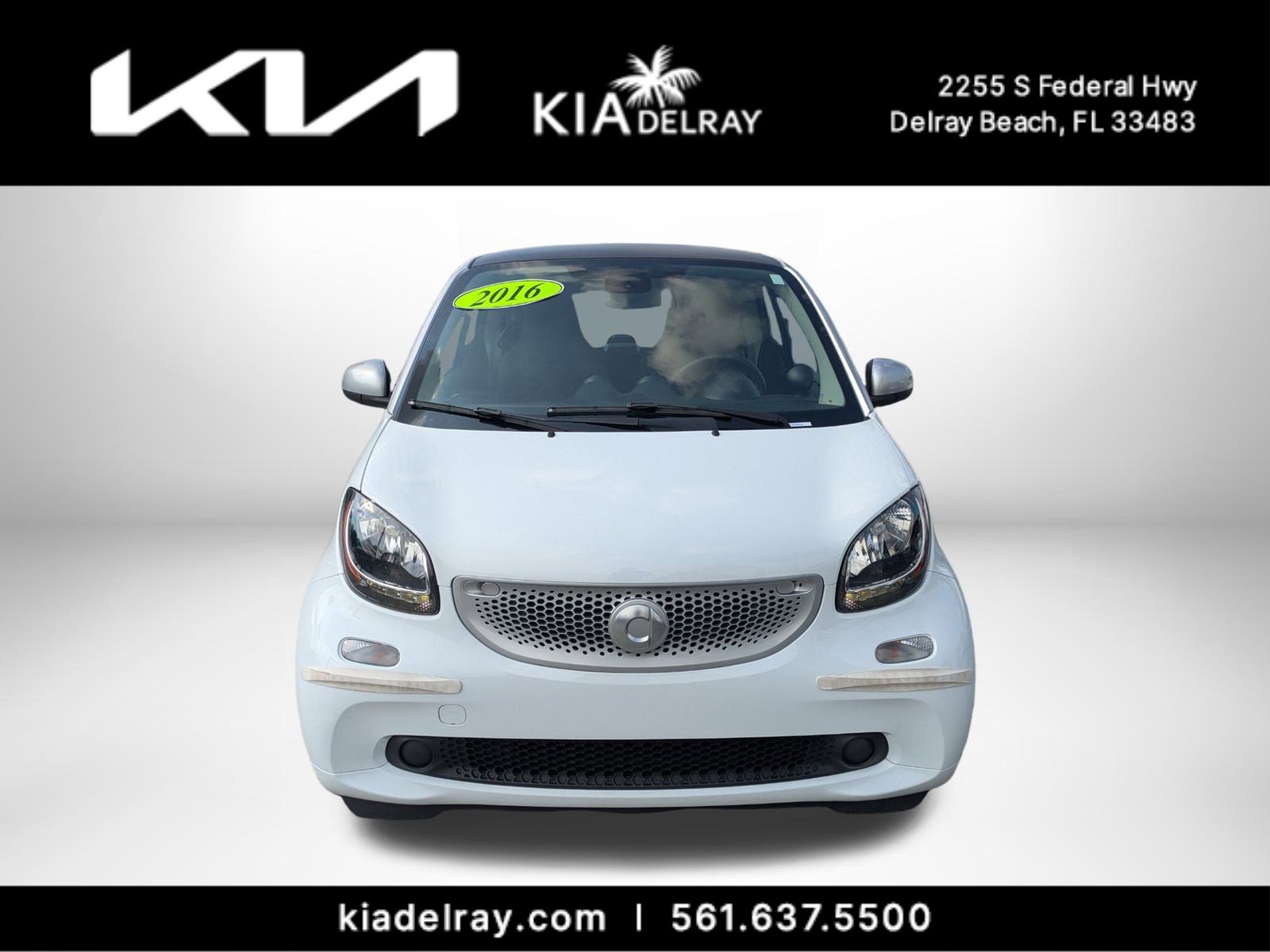 Used 2016 smart fortwo passion with VIN WMEFJ5DA5GK060766 for sale in Delray Beach, FL
