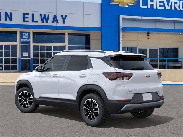 2026 Chevrolet Trailblazer LT photo 2