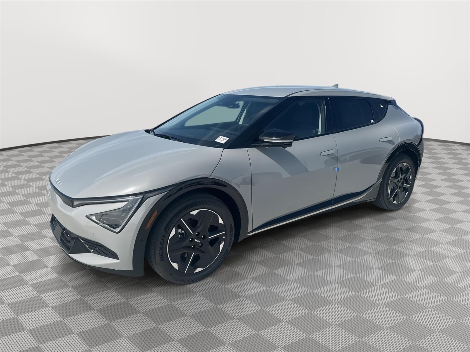 2025 Kia EV6 Wind's photo
