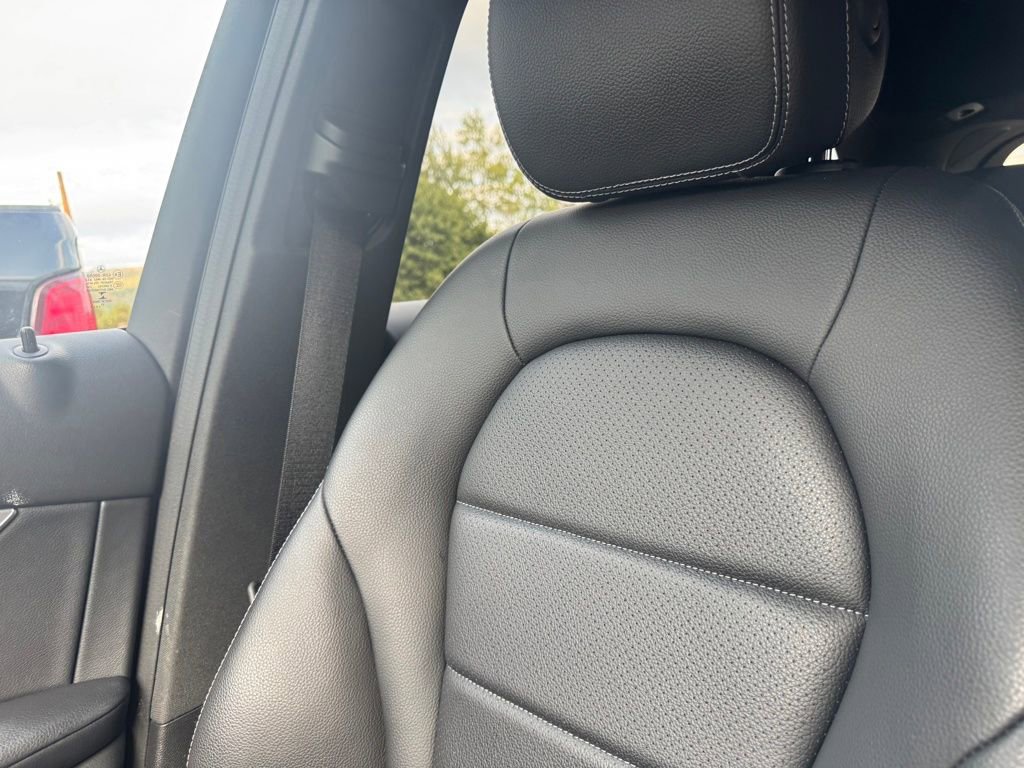 2022 Mercedes Benz GLC 300 4MATIC photo 21