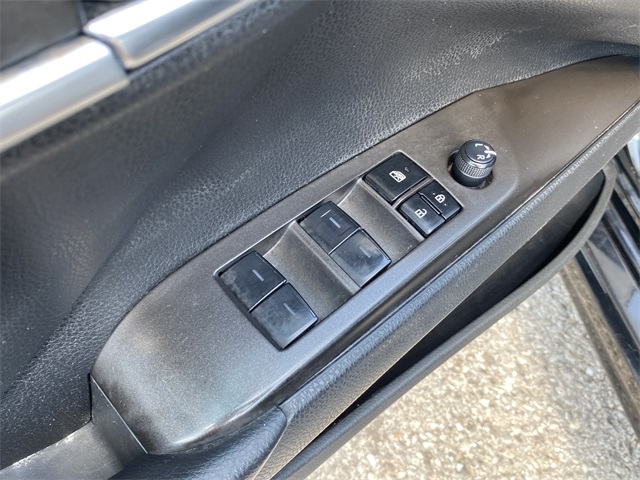2023 Toyota Camry SE photo 21