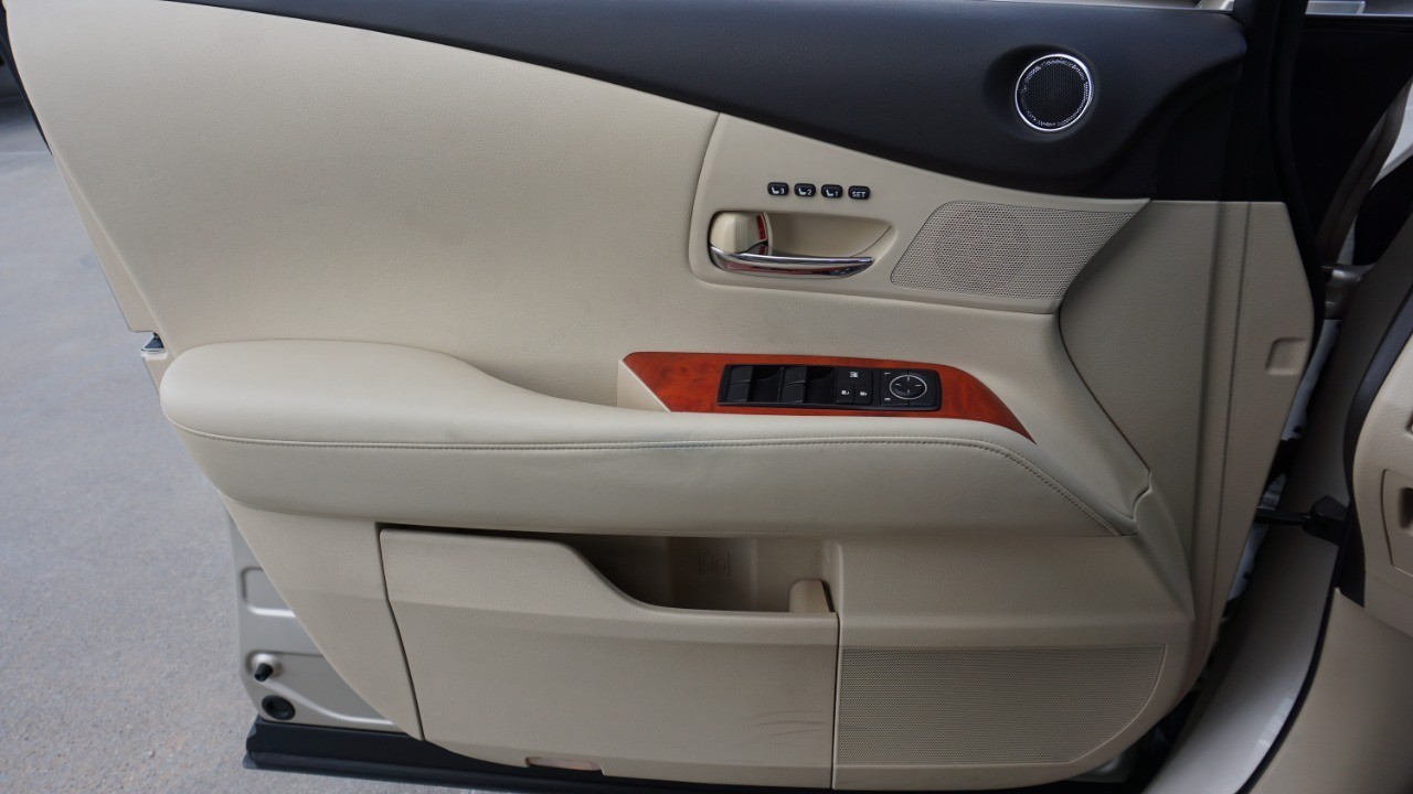 2011 Lexus RX 350 photo 19