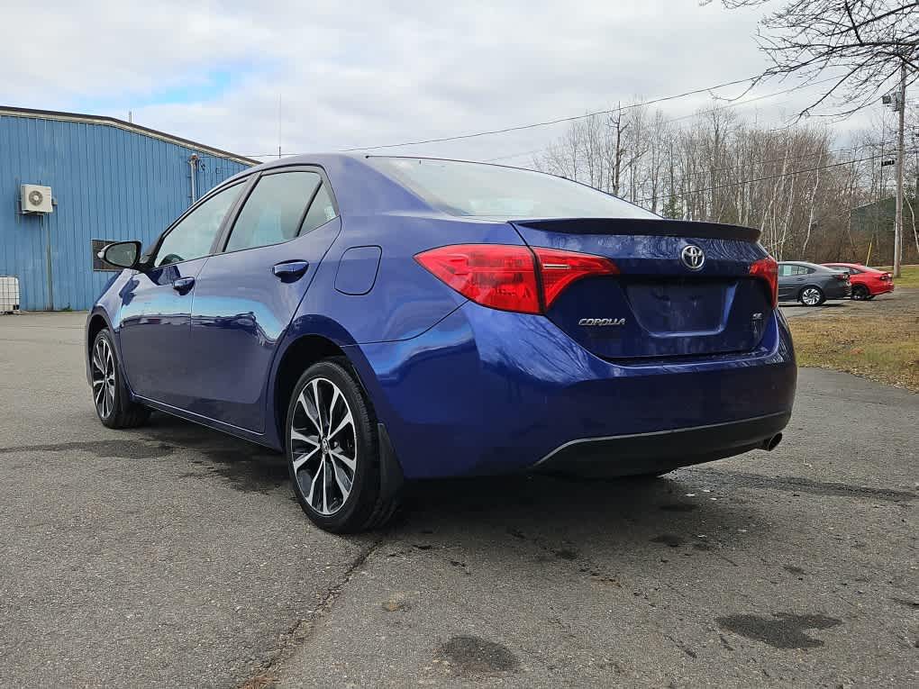 2018 Toyota Corolla SE's photo