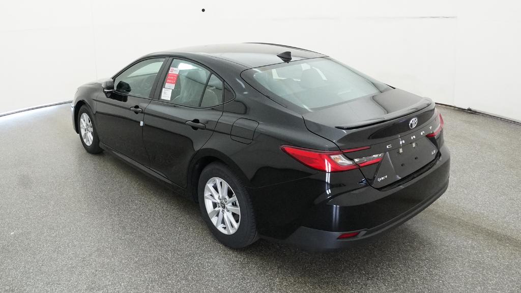 2026 Toyota Camry LE photo 13