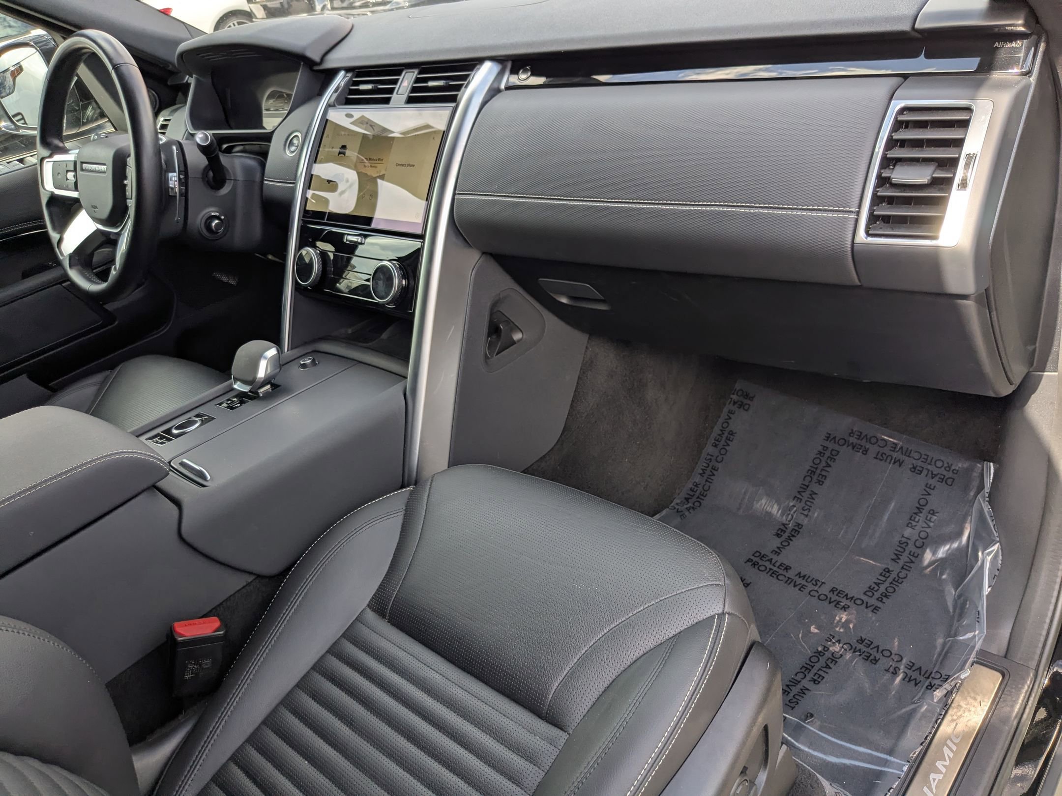 2023 Land Rover Discovery S R-Dynamic 7 Seat photo 23